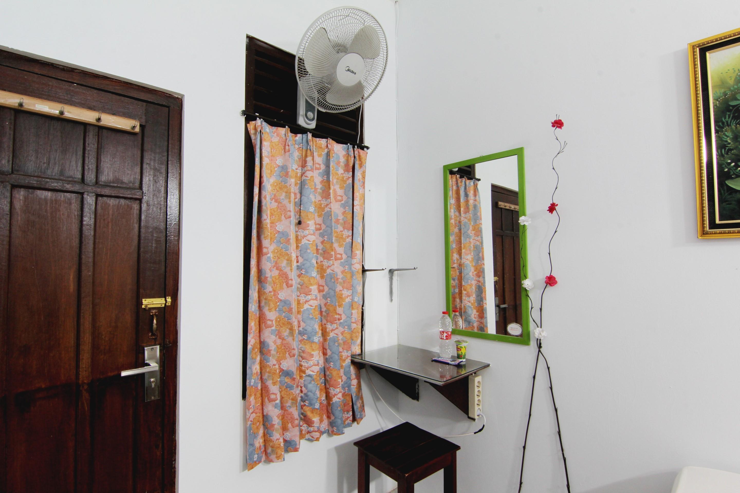 Tiga Dua Homestay Yogyakarta Exterior foto