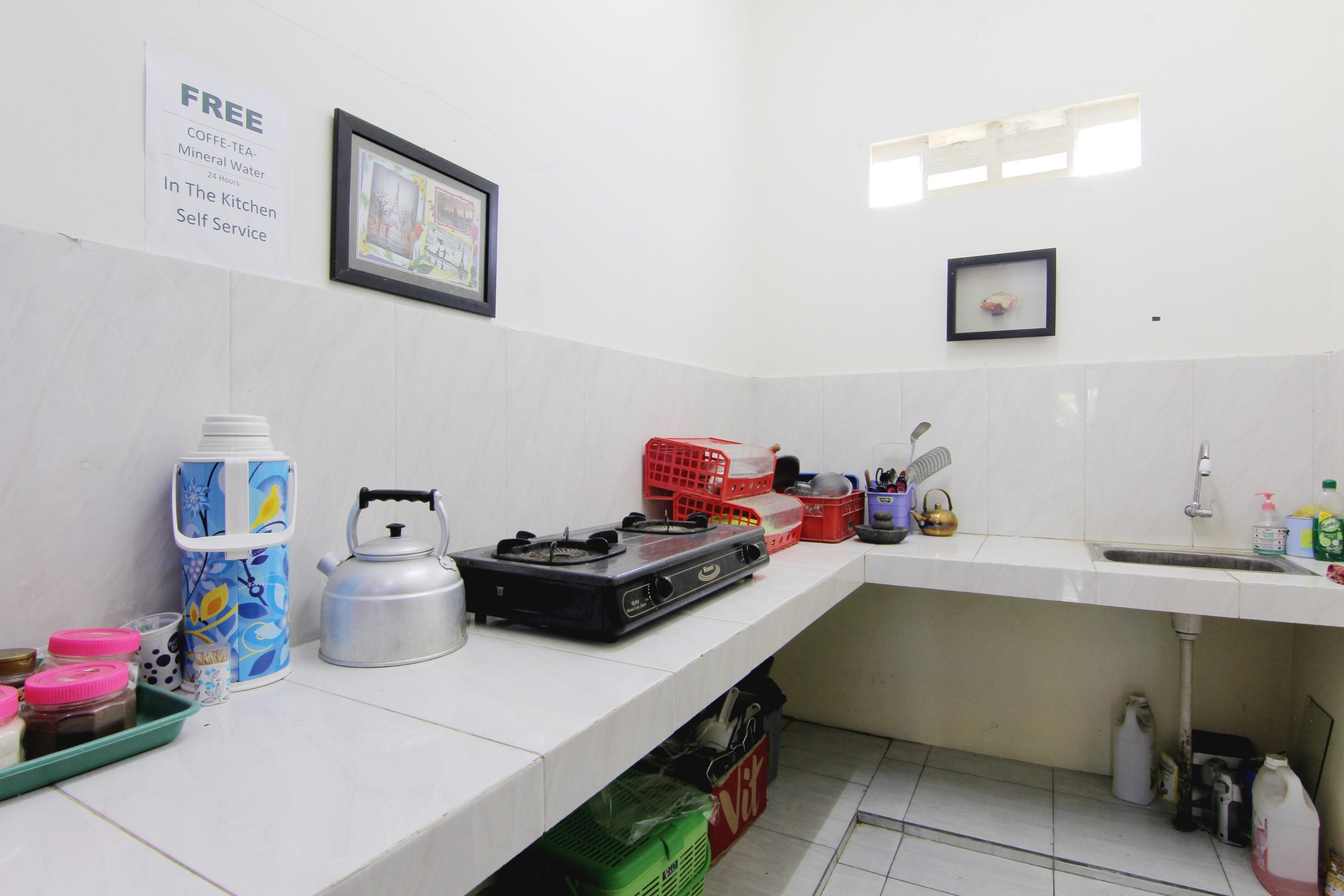 Tiga Dua Homestay Yogyakarta Exterior foto