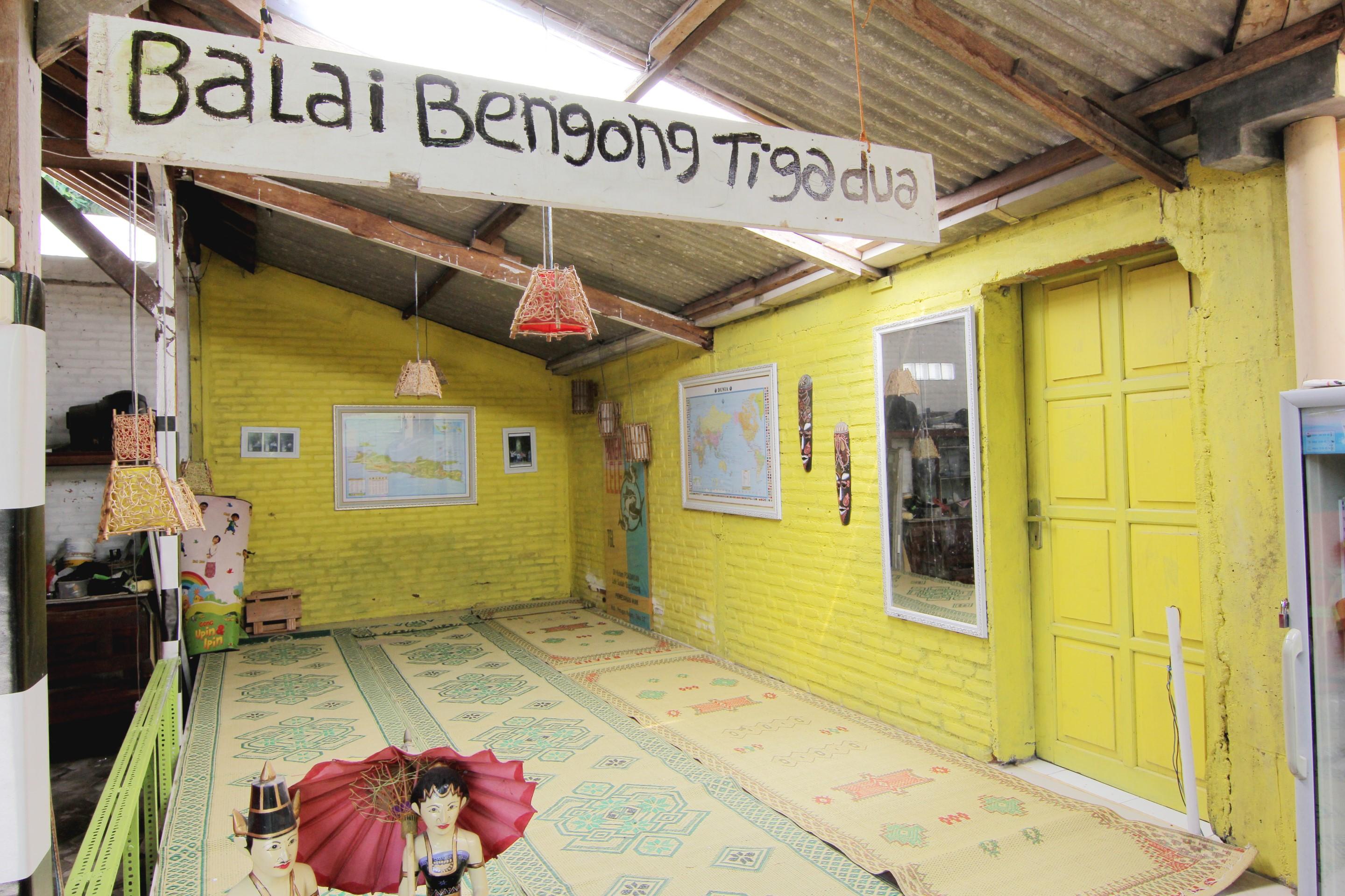 Tiga Dua Homestay Yogyakarta Exterior foto