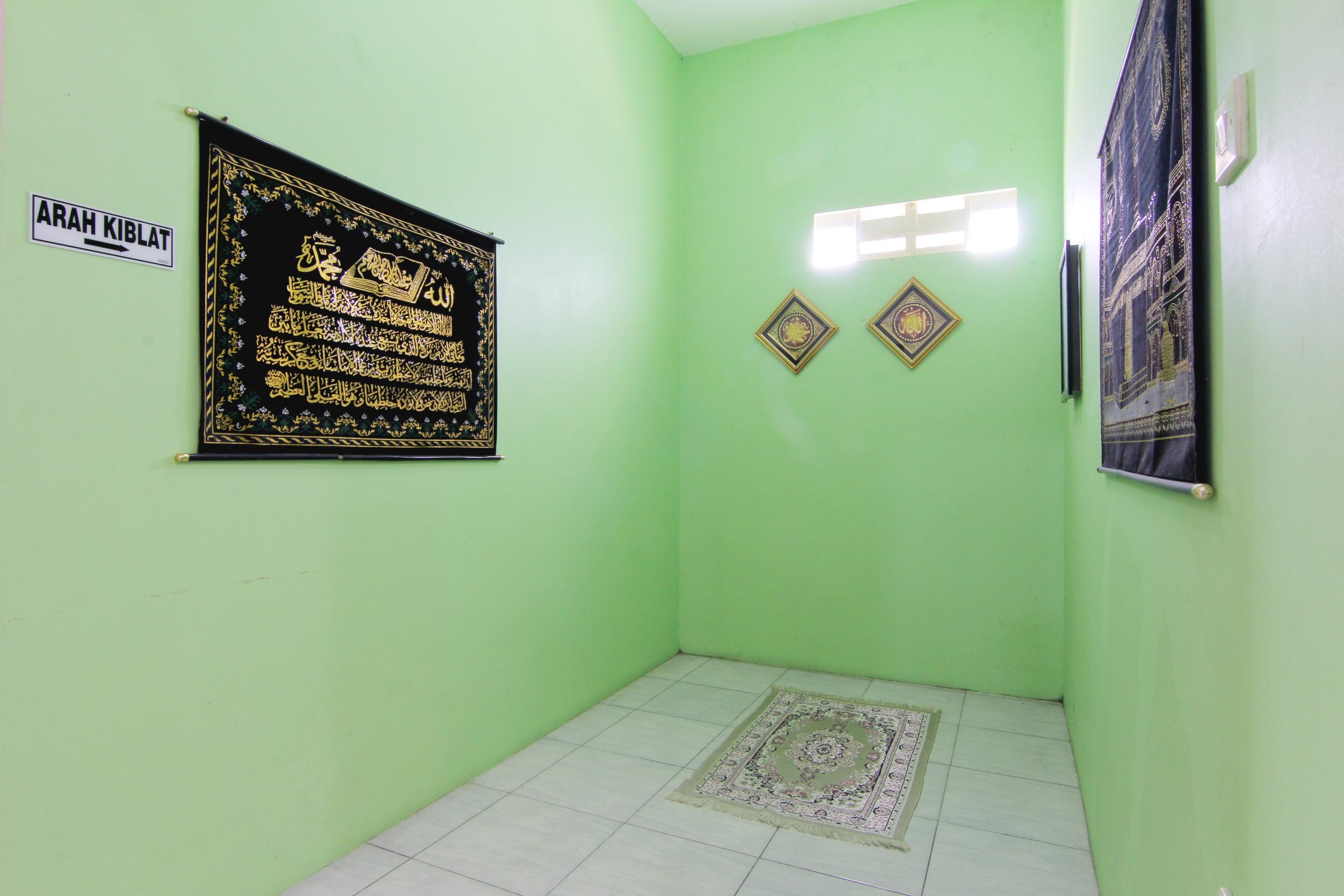 Tiga Dua Homestay Yogyakarta Exterior foto